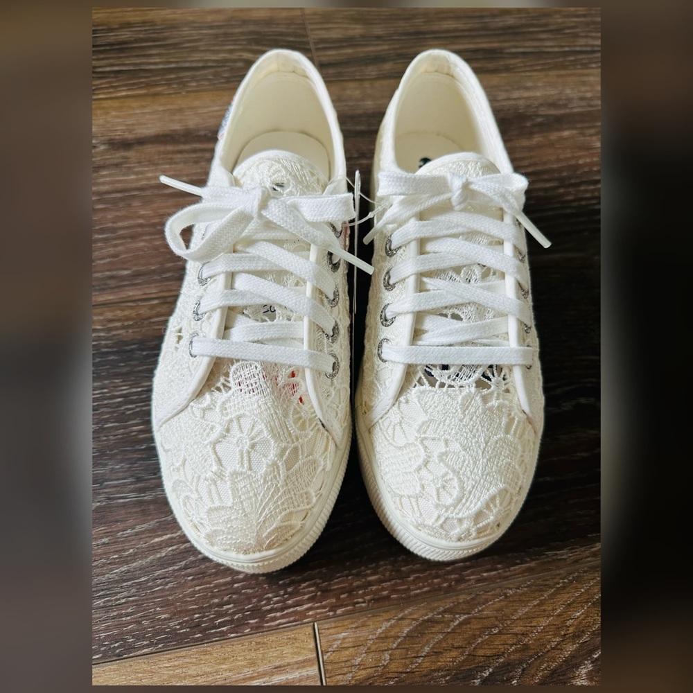 Superga White Lace Platform Sneakers with Floral Crochet - Picture 2 of 7